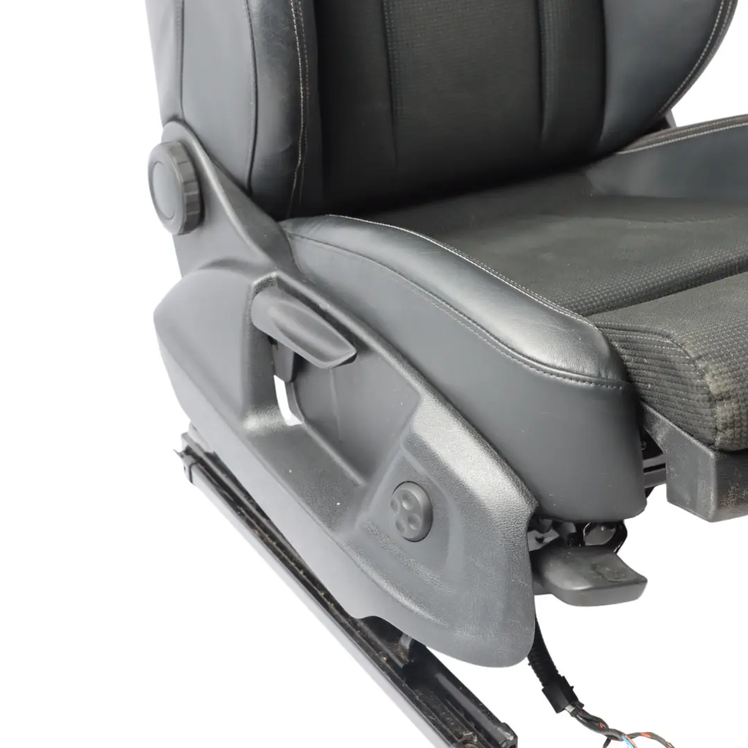 Front Right O/S S-Line Interior Half Leather Black Silver to Audi Q3 8U Sport Seat with Part number 8U0881806AM Audi Q3 8U Sport Seat Front Right O/S S-Line Interior Half Leather Black Silver - SKU 8U0881806AM-1 - Part number 8U0881806AM