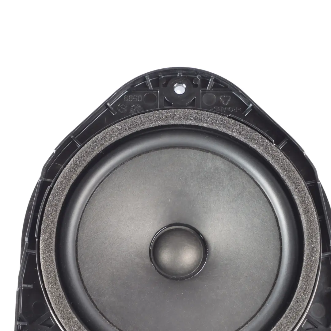 Puerta Trasera Altavoz Izquierdo Derecho para Audi A3 8V con número de pieza 8V0035411E Audi A3 8V Puerta Trasera Altavoz Izquierdo Derecho - SKU 8V0035411E - Número de pieza 8V0035411E