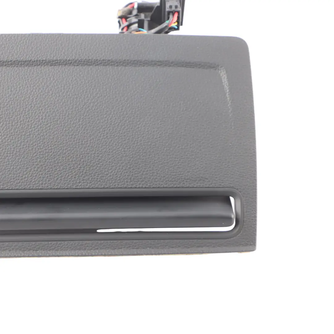 Audi A3 8V Pantalla Display Navegación Sat Nav Salpicadero - SKU 8V0857273F - Número de pieza 8V0857273F