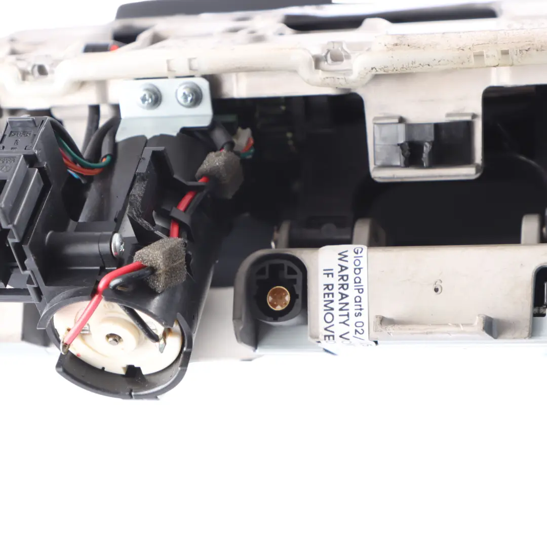 Audi A3 S3 RS3 8V Navigation Ecran Multimédia 8V0857273M - SKU 8V0857273N - Numéro de pièce 8V0857273N