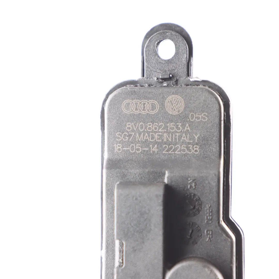 Audi A1 8X A3 8V Moteur D'Actionneur Trappe Remplissage Carburant - SKU 8V0862153A - Numéro de pièce 8V0862153A