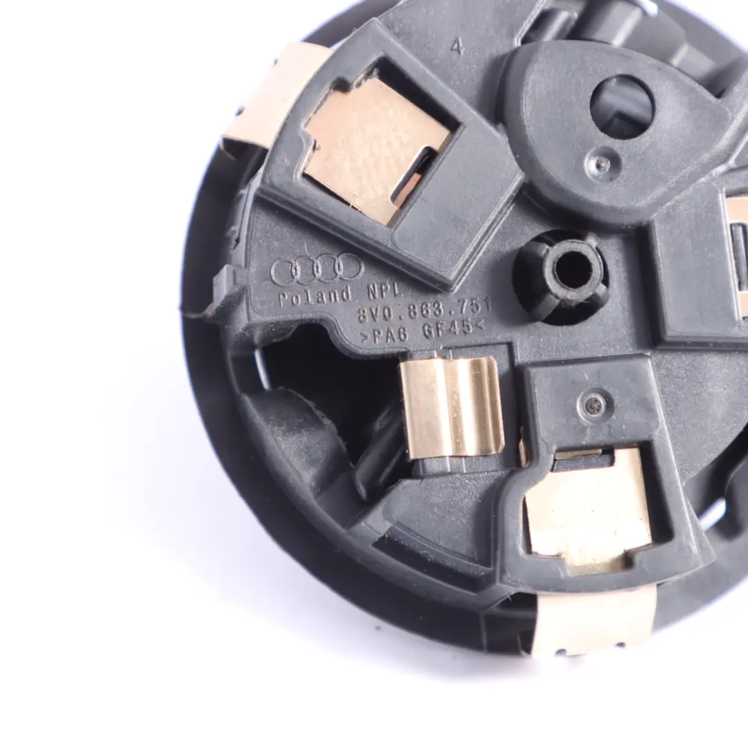 Crochet De Coffre Arrière Intérieur pour Audi A3 8V à propos du numéro de pièce 8V0863751 Audi A3 8V Crochet De Coffre Arrière Intérieur - SKU 8V0863751 - Numéro de pièce 8V0863751