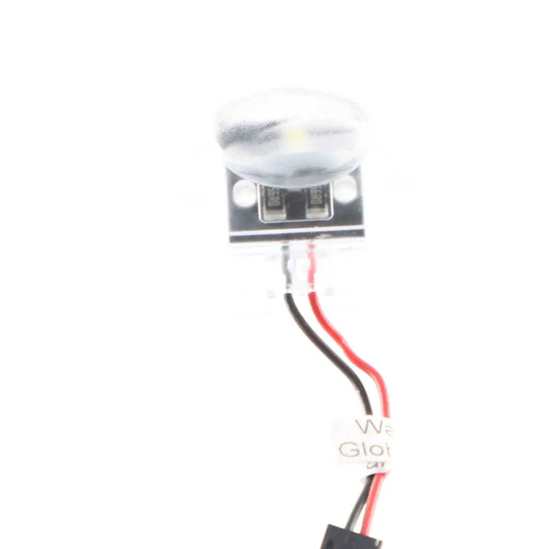 Lampa Oświetlenia Bagażnika LED do Audi A3 8V o numerze 8V0947122 Audi A3 8V Lampa Oświetlenia Bagażnika LED - SKU 8V0947122 - Numer Części 8V0947122