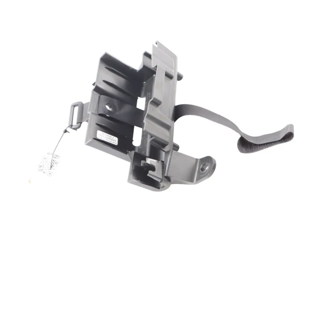 Audi A3 8V Kofferraum Werkzeugsatz Wagenheberhalter Halterung - SKU 8V3012635B - Teilenummer 8V3012635B