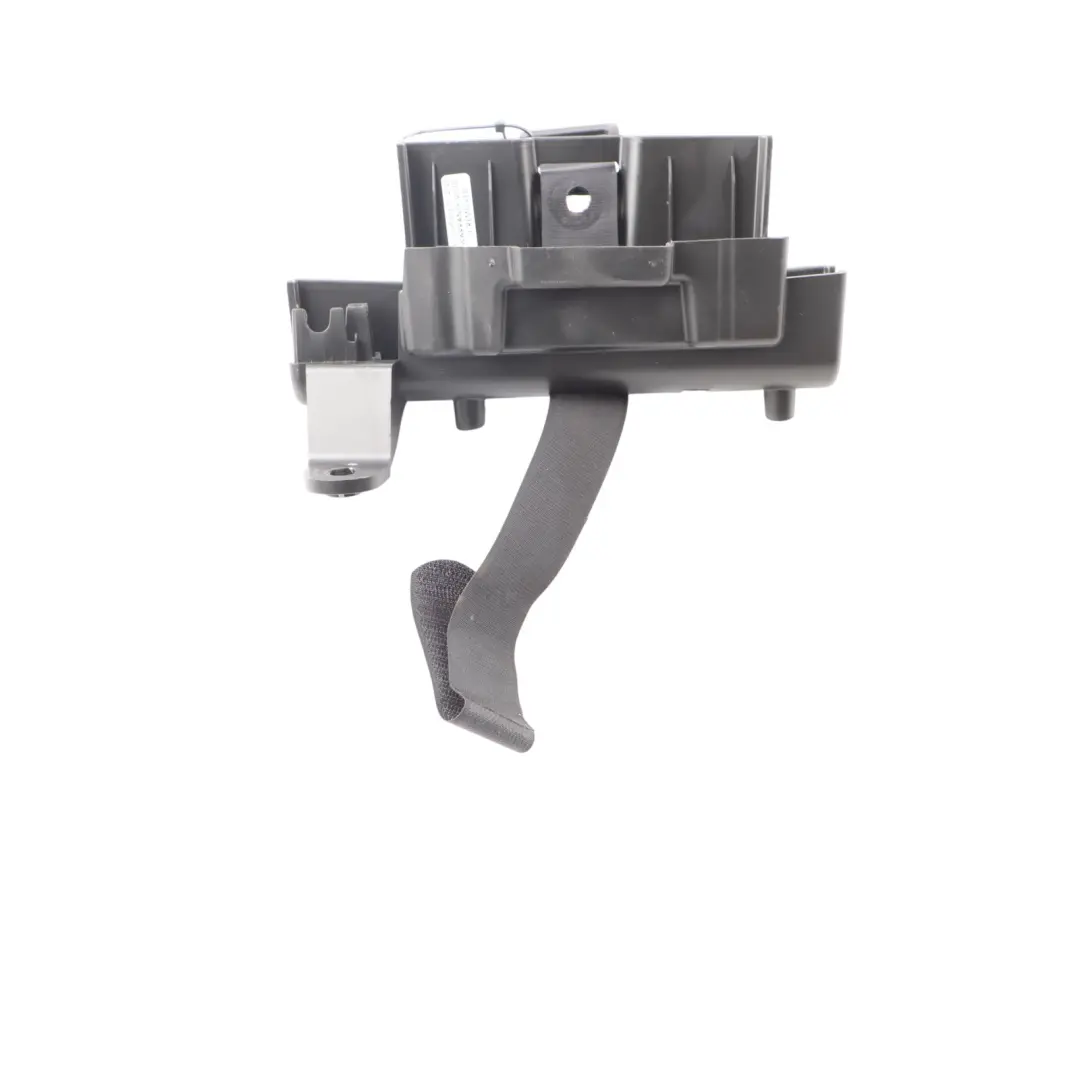 Audi A3 8V Kofferraum Werkzeugsatz Wagenheberhalter Halterung - SKU 8V3012635B - Teilenummer 8V3012635B