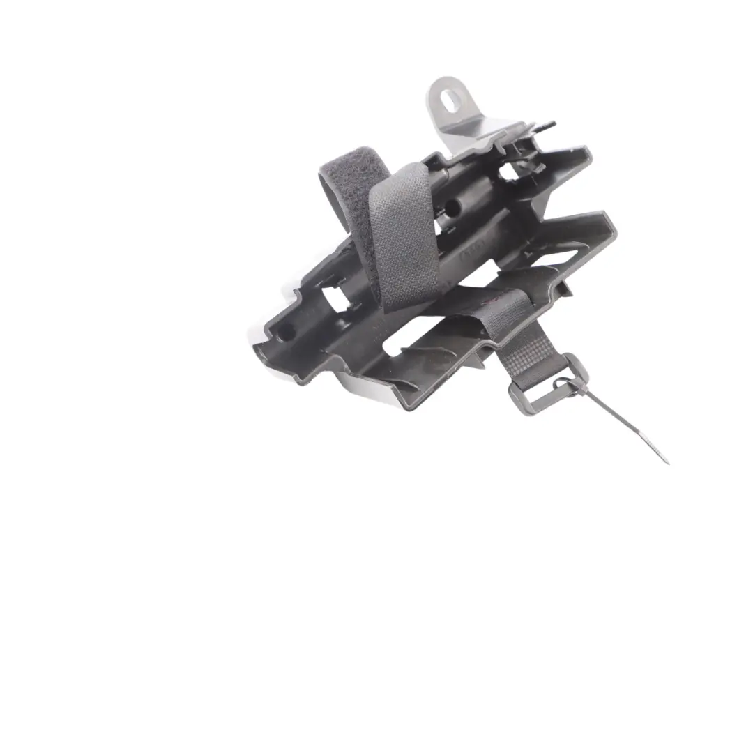 Audi A3 8V Kofferraum Werkzeugsatz Wagenheberhalter Halterung - SKU 8V3012635B - Teilenummer 8V3012635B
