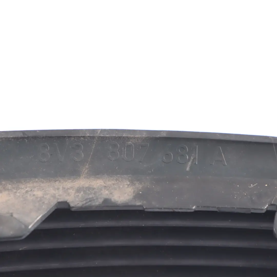 Audi A3 8V Grille Protection Pare Chocs Avant Antibrouillard Gauche - SKU 8V3807681A - Numéro de pièce 8V3807681A