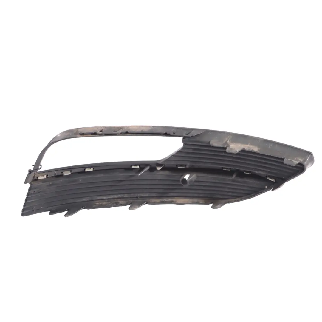 Audi A3 8V Grille Protection Pare Chocs Avant Antibrouillard Gauche - SKU 8V3807681A - Numéro de pièce 8V3807681A