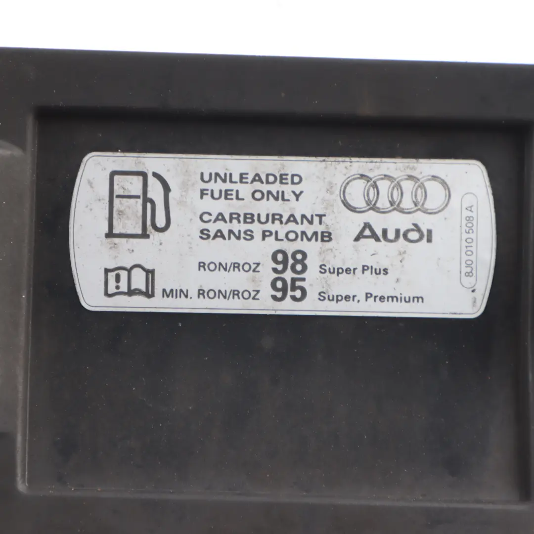Audi A3 S3 8V Kraftstoff Tank Deckel Klappe Trim Einfügen - SKU 8V3809906D - Teilenummer 8V3809906D