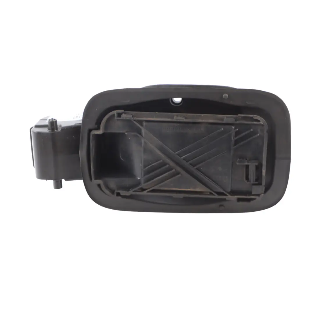 Audi A3 S3 8V Garniture De Volet De Réservoir De Carburant - SKU 8V3809906D - Numéro de pièce 8V3809906D