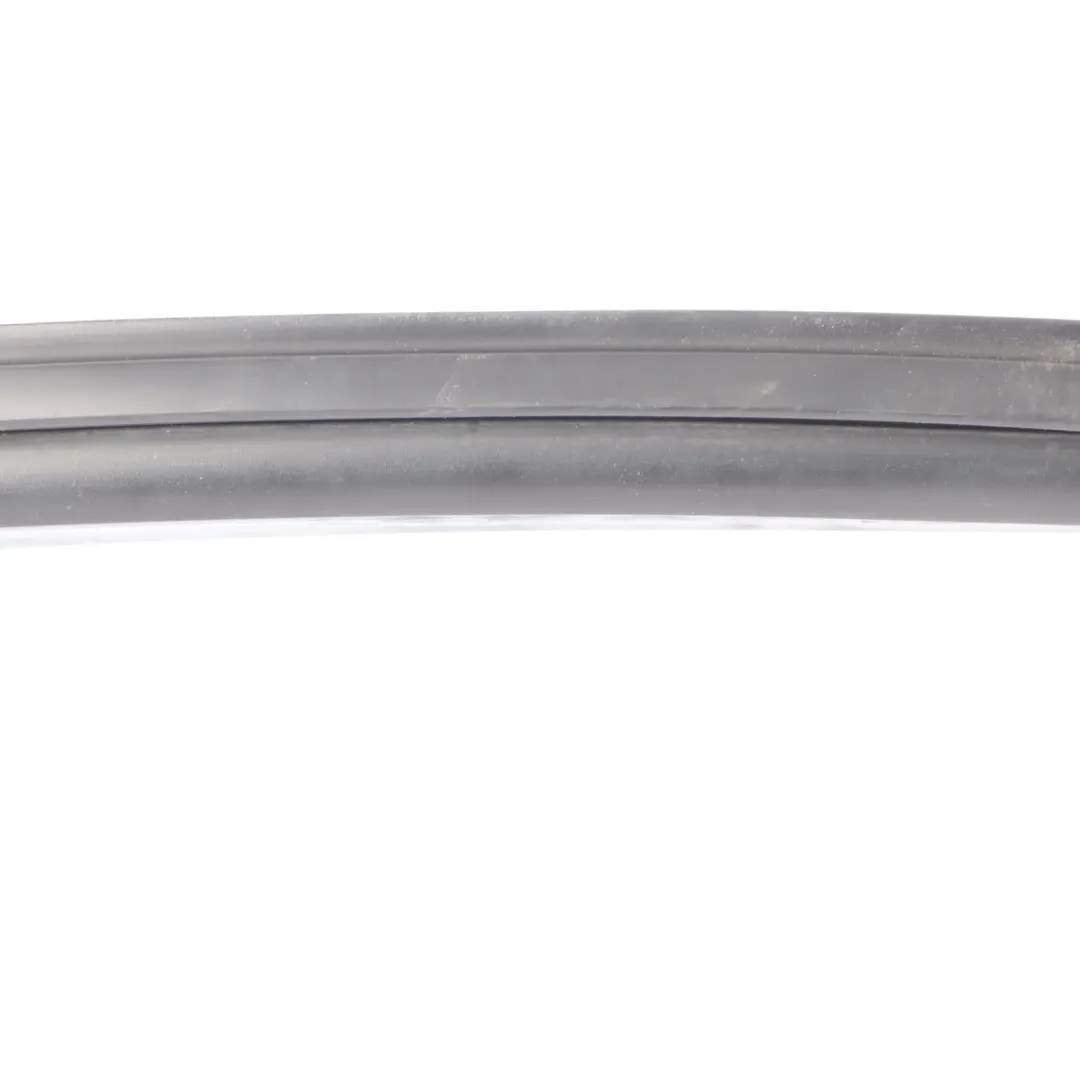 Window Guide Audi A3 S3 8V Front Frame Door Right O/S Seal Rubber to with Part number 8V3837440A Window Guide Audi A3 S3 8V Front Frame Door Right O/S Seal Rubber - SKU 8V3837440A - Part number 8V3837440A