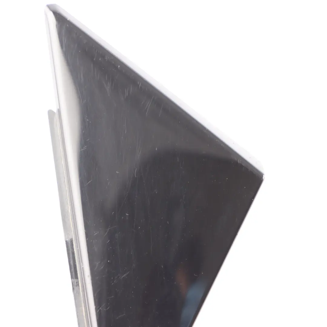 Audi S3 8V Embellecedor Espejo Retrovisor Soporte Cuarto Delantero Izquierdo - SKU 8V3837637A - Número de pieza 8V3837637A