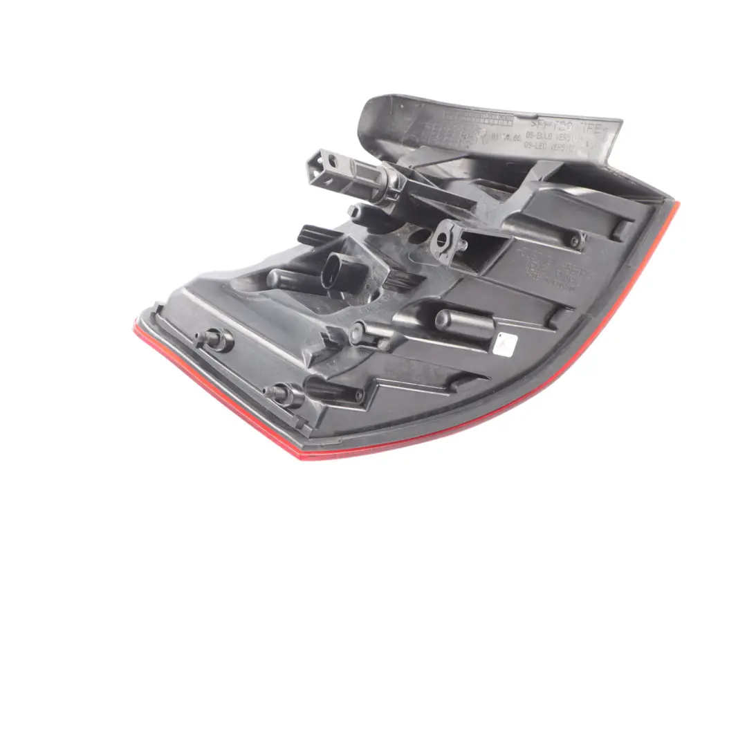 Feu De Coffre Arrière Droit pour Audi A3 S3 8V à propos du numéro de pièce 8V3945096D Audi A3 S3 8V Feu De Coffre Arrière Droit - SKU 8V3945096D - Numéro de pièce 8V3945096D