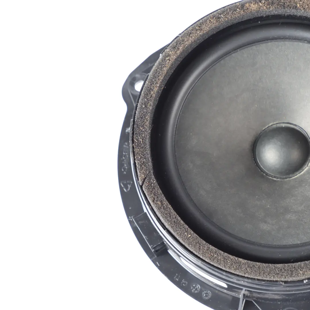 Altavoz Para Puerta Trasera Izquierda Derecha para Audi A3 S3 8V con número de pieza 8V4035411C Audi A3 S3 8V Altavoz Para Puerta Trasera Izquierda Derecha - SKU 8V4035411C - Número de pieza 8V4035411C