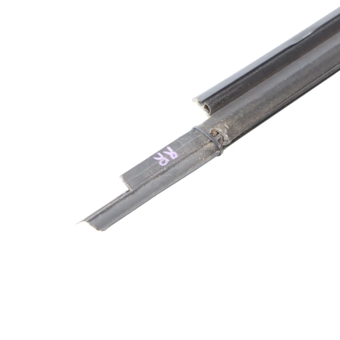 Tür Fenster Dichtung Strip Kanal Abdeckung Hinten Rechts für Audi A3 8V mit Teilenummer 8V4853764 Audi A3 8V Tür Fenster Dichtung Strip Kanal Abdeckung Hinten Rechts - SKU 8V4853764 - Teilenummer 8V4853764
