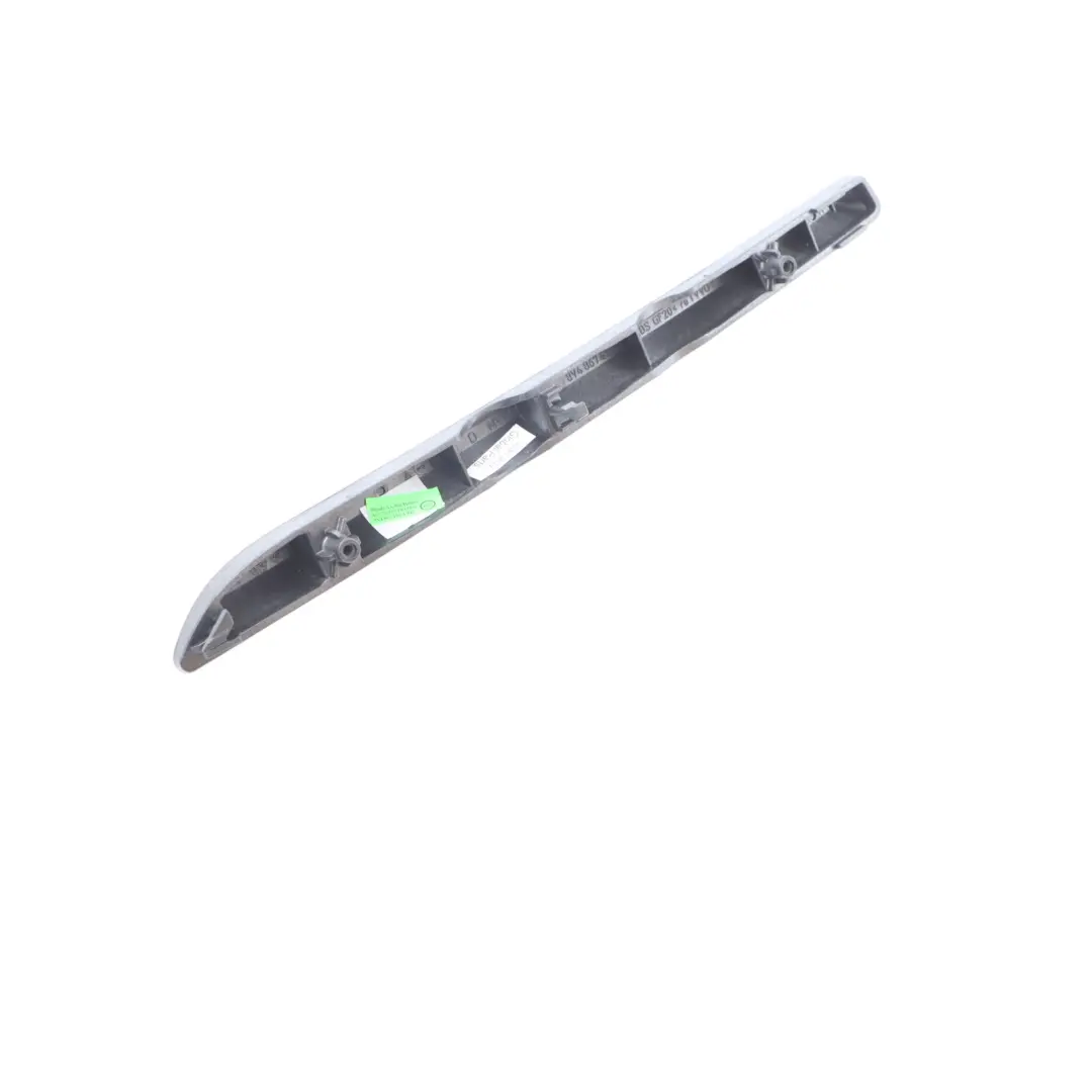 Cubierta Manija Puerta Delantera Derecha Cromada para Audi A3 8V con número de pieza 8V4867410A Audi A3 8V Cubierta Manija Puerta Delantera Derecha Cromada - SKU 8V4867410A - Número de pieza 8V4867410A