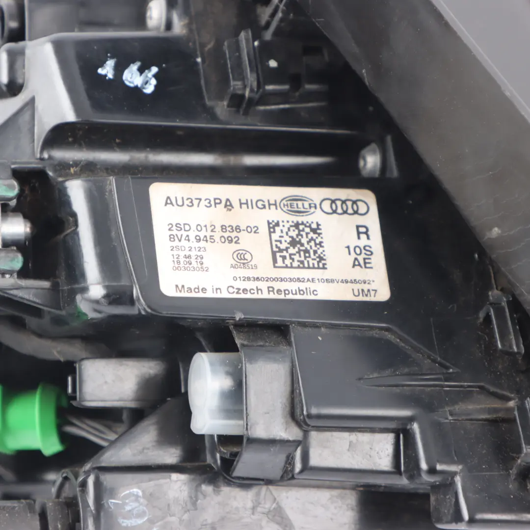 Audi S3 8V Außen-Rücklicht Klappe Rechts - SKU 8V4945092 - Teilenummer 8V4945092