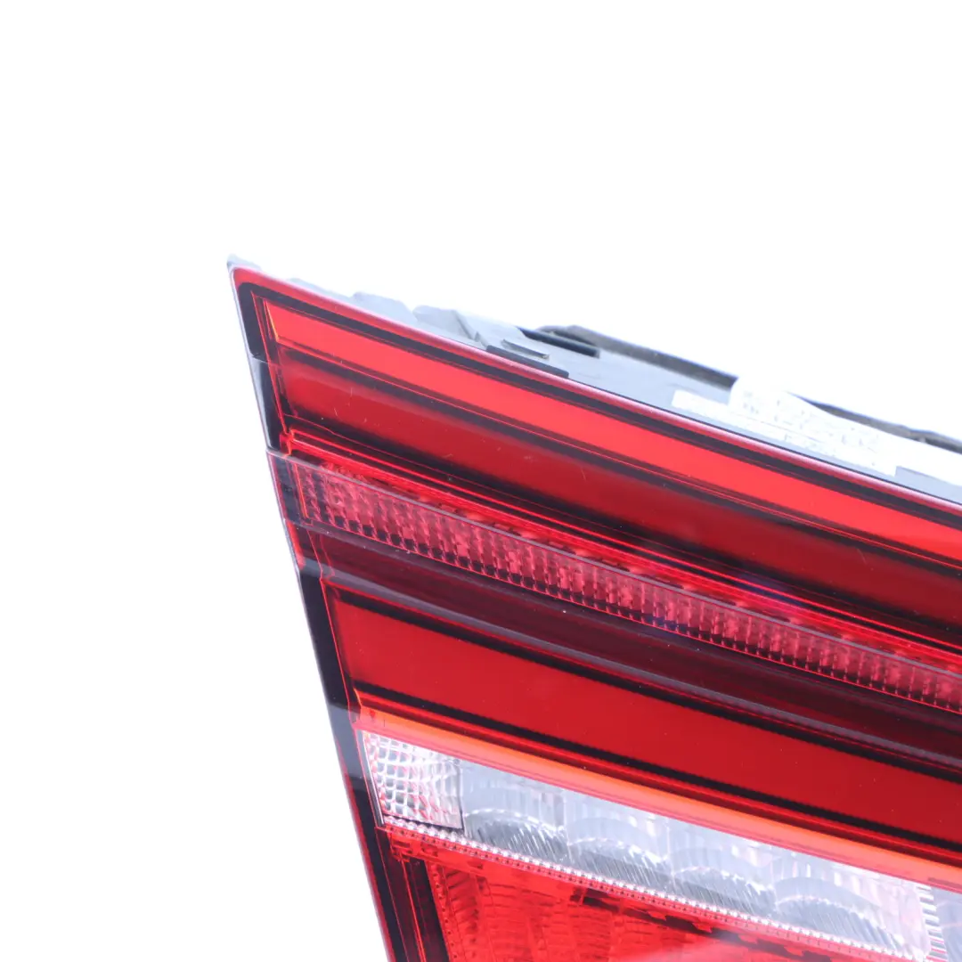 Audi S3 8V Feu Arrière De Coffre De Hayon Intérieur Gauche - SKU 8V4945093C - Numéro de pièce 8V4945093C