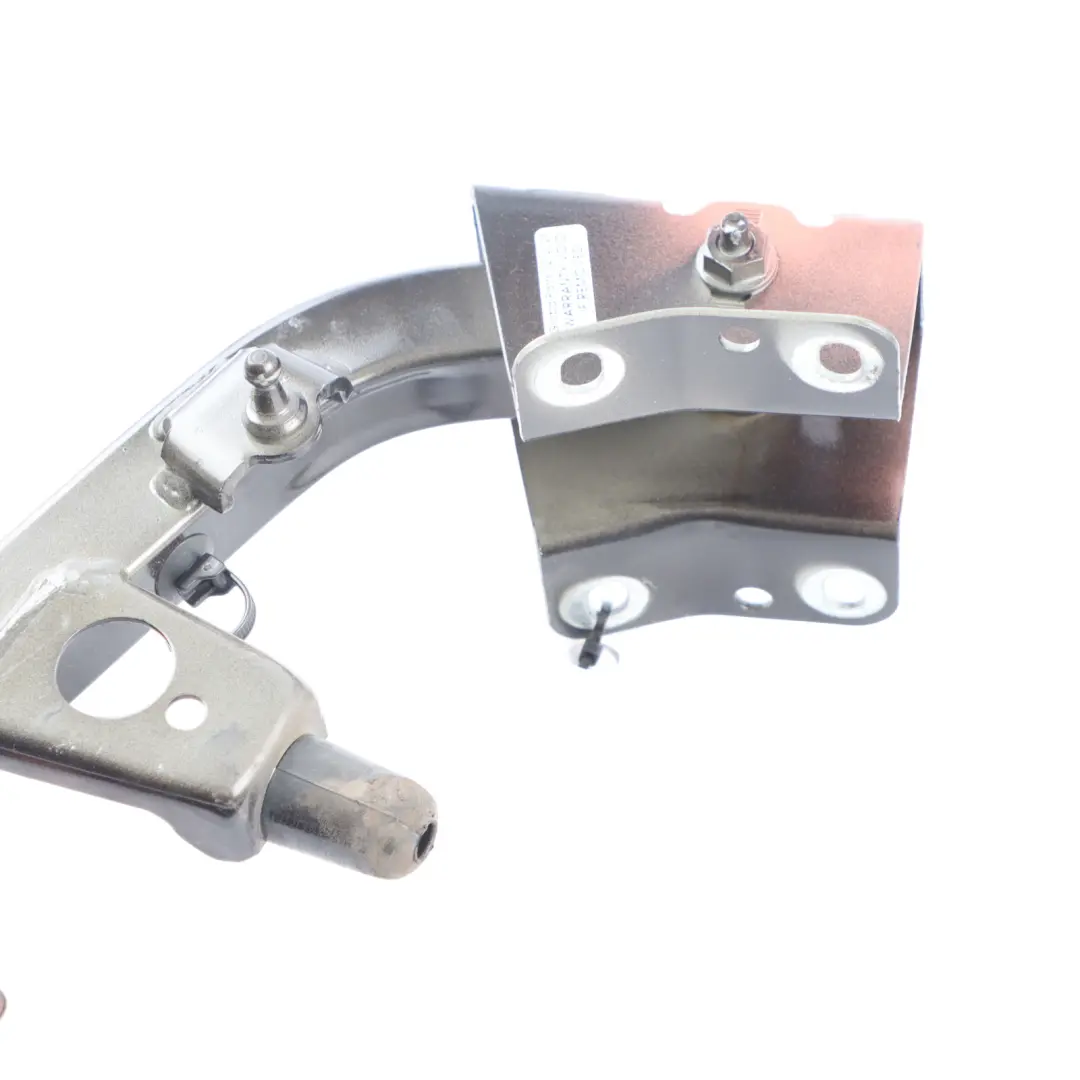 Hinge Rear Left N/S Brilliant Black - Y9B to Audi A3 8V Tailgate with Part number 8V5827301C Audi A3 8V Tailgate Hinge Rear Left N/S Brilliant Black - Y9B - SKU 8V5827301C-BBL - Part number 8V5827301C