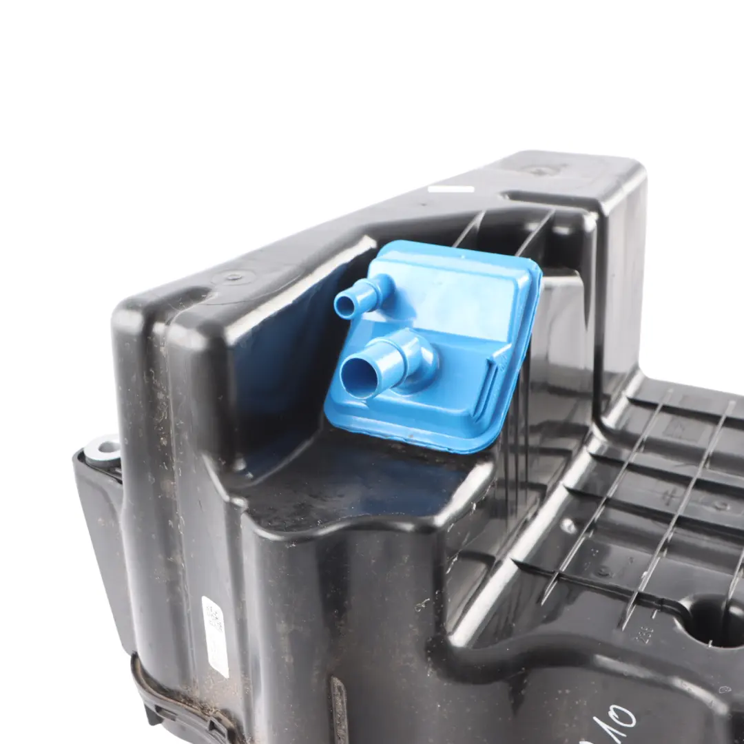 Reservoir to Audi A4 B9 A5 F5 2.0 TDI Ad Blue Tank with Part number 8W0131878BN Audi A4 B9 A5 F5 2.0 TDI Ad Blue Tank Reservoir - SKU 8W0131878BN - Part number 8W0131878BN
