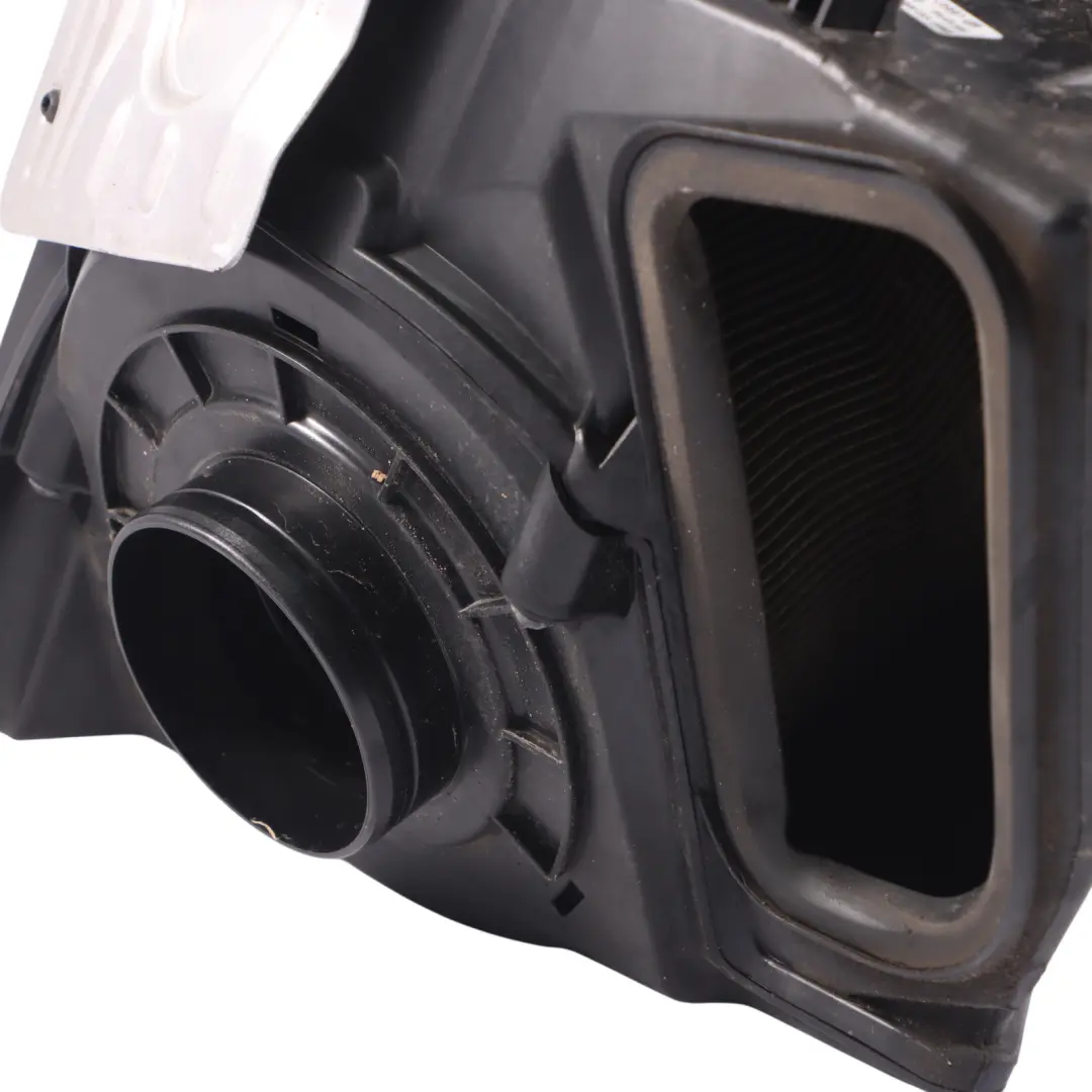 Couvercle boîtier filtre air Garniture flux pour Audi A5 F5 45 TFSI à propos du numéro de pièce 8W0133837AB Audi A5 F5 45 TFSI Couvercle boîtier filtre air Garniture flux - SKU 8W0133837AB - Numéro de pièce 8W0133837AB