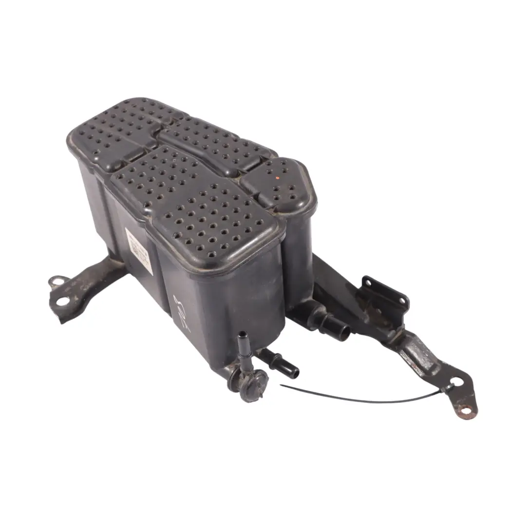 Filtr Węglowy Zbiornik do Audi A4 B9 A5 F5 o numerze 8W0201797M Audi A4 B9 A5 F5 Filtr Węglowy Zbiornik - SKU 8W0201797M - Numer Części 8W0201797M