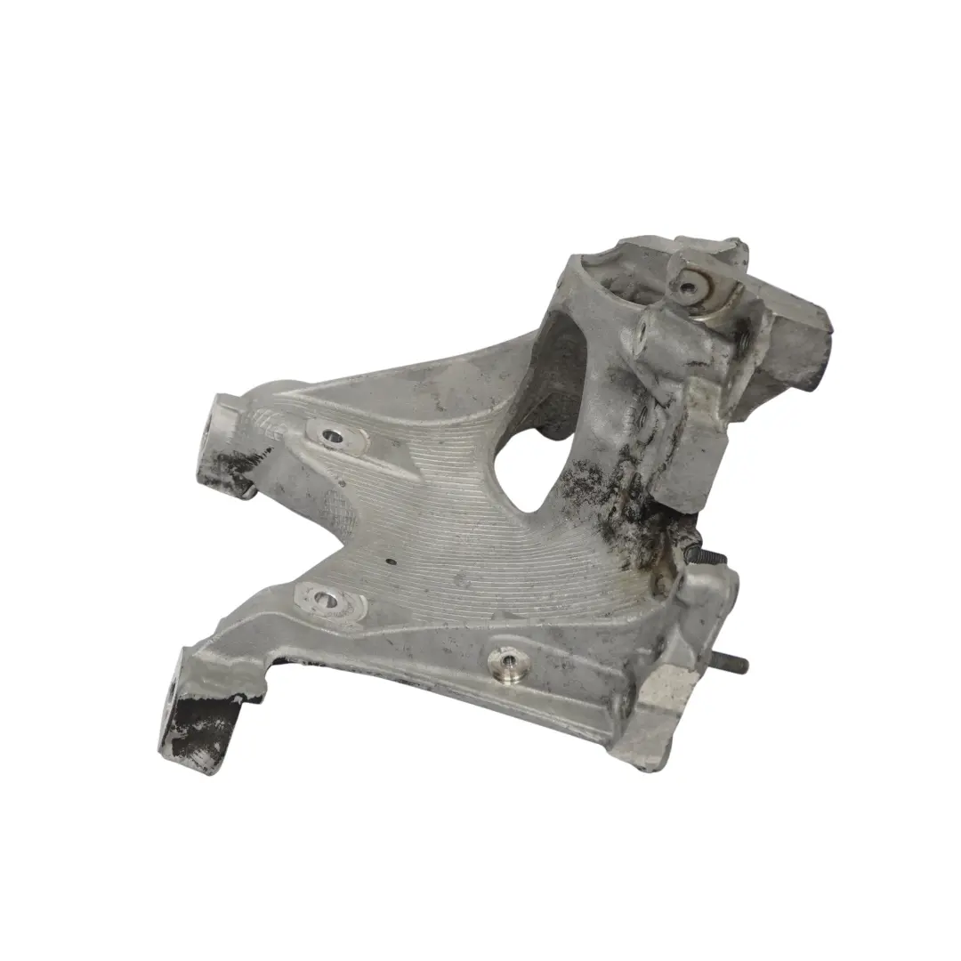 Support De Sous Châssis Avant Droit 45 TFSI DKNA pour Audi A5 F5 à propos du numéro de pièce 8W0399296E Audi A5 F5 Support De Sous Châssis Avant Droit 45 TFSI DKNA - SKU 8W0399296E - Numéro de pièce 8W0399296E