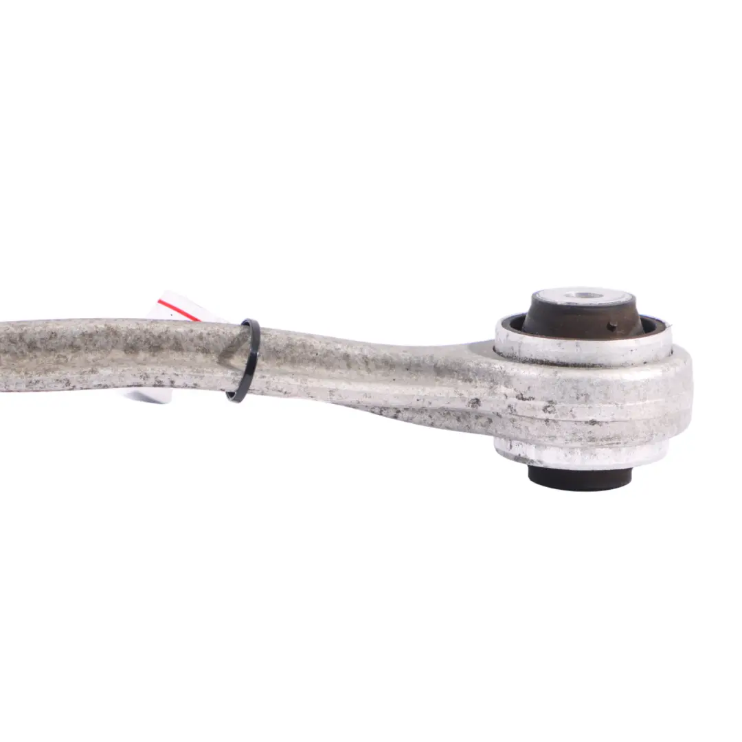 Braccio Controllo Sospensione Anteriore Wishbone Superiore per Audi A4 B9 con numero di parte 8W0407509B Audi A4 B9 Braccio Controllo Sospensione Anteriore Wishbone Superiore - SKU 8W0407509B - Numero di parte 8W0407509B