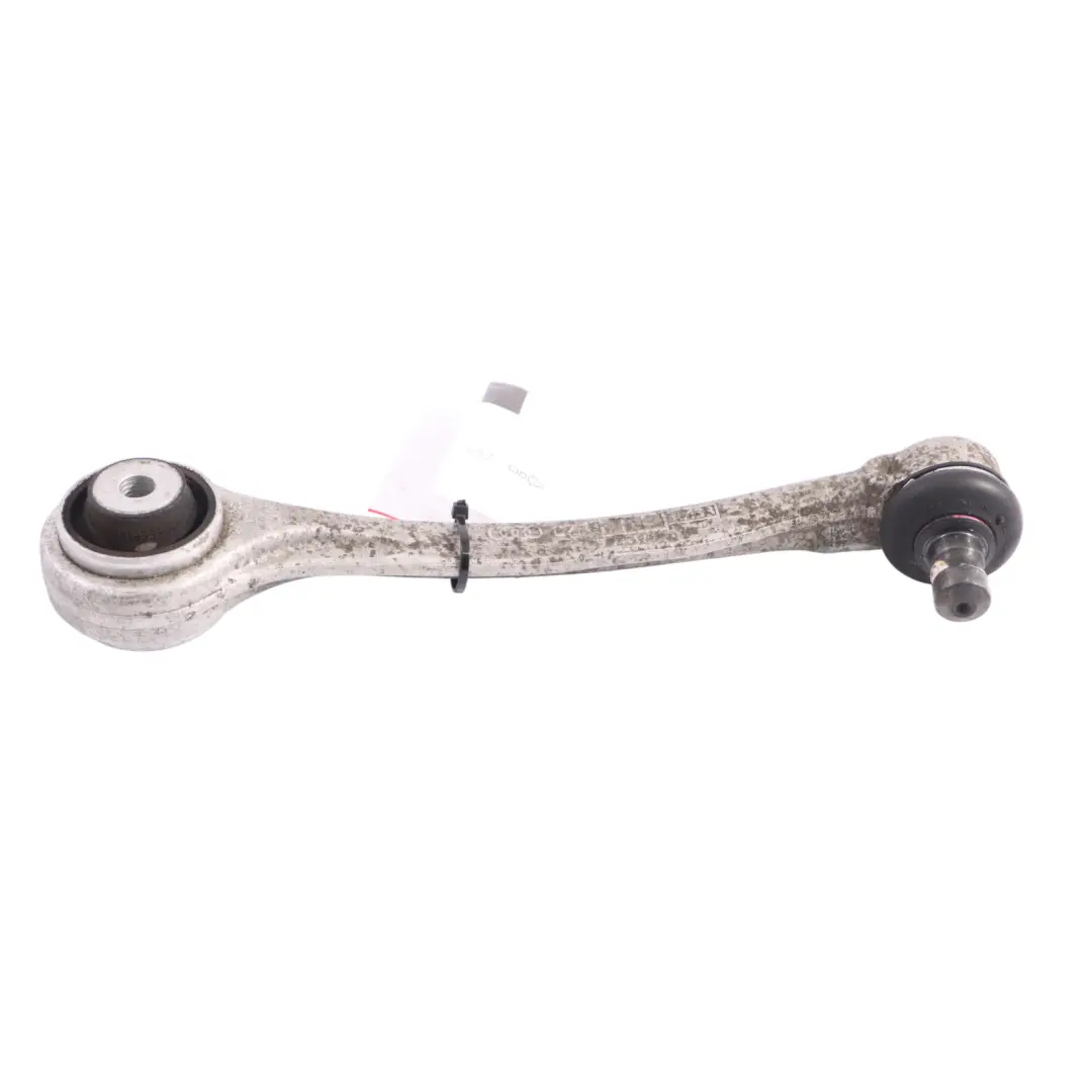 Braccio Controllo Sospensione Anteriore Wishbone Superiore per Audi A4 B9 con numero di parte 8W0407509B Audi A4 B9 Braccio Controllo Sospensione Anteriore Wishbone Superiore - SKU 8W0407509B - Numero di parte 8W0407509B