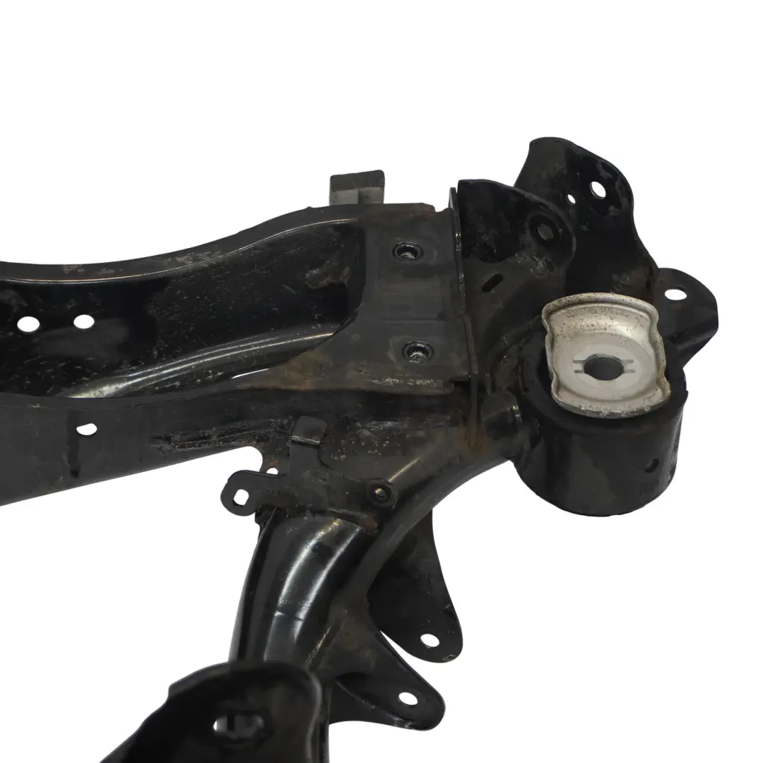 Eje Trasero Suspensión Cuna Subchasis Portador Travesaño para Audi A5 F5 con número de pieza 8W0505235AK Audi A5 F5 Eje Trasero Suspensión Cuna Subchasis Portador Travesaño - SKU 8W0505235AK - Número de pieza 8W0505235AK