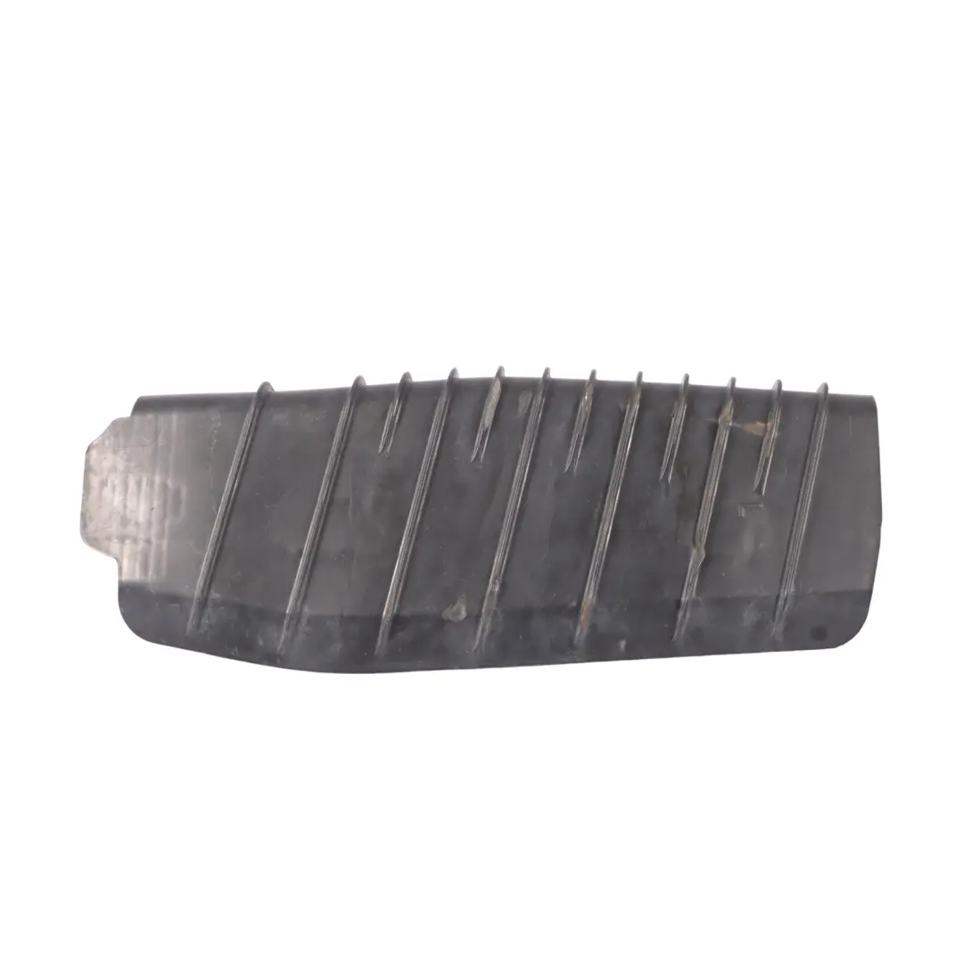 Audi A4 B9 Control Arm Lower Trim Cover Rear Left - SKU 8W0505415D - Numéro de pièce 8W0505415D