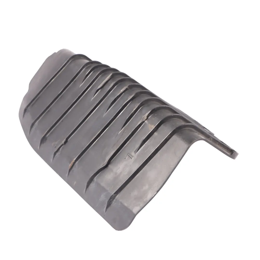 Control Arm Lower Trim Cover Rear Left pour Audi A4 B9 à propos du numéro de pièce 8W0505415D Audi A4 B9 Control Arm Lower Trim Cover Rear Left - SKU 8W0505415D - Numéro de pièce 8W0505415D