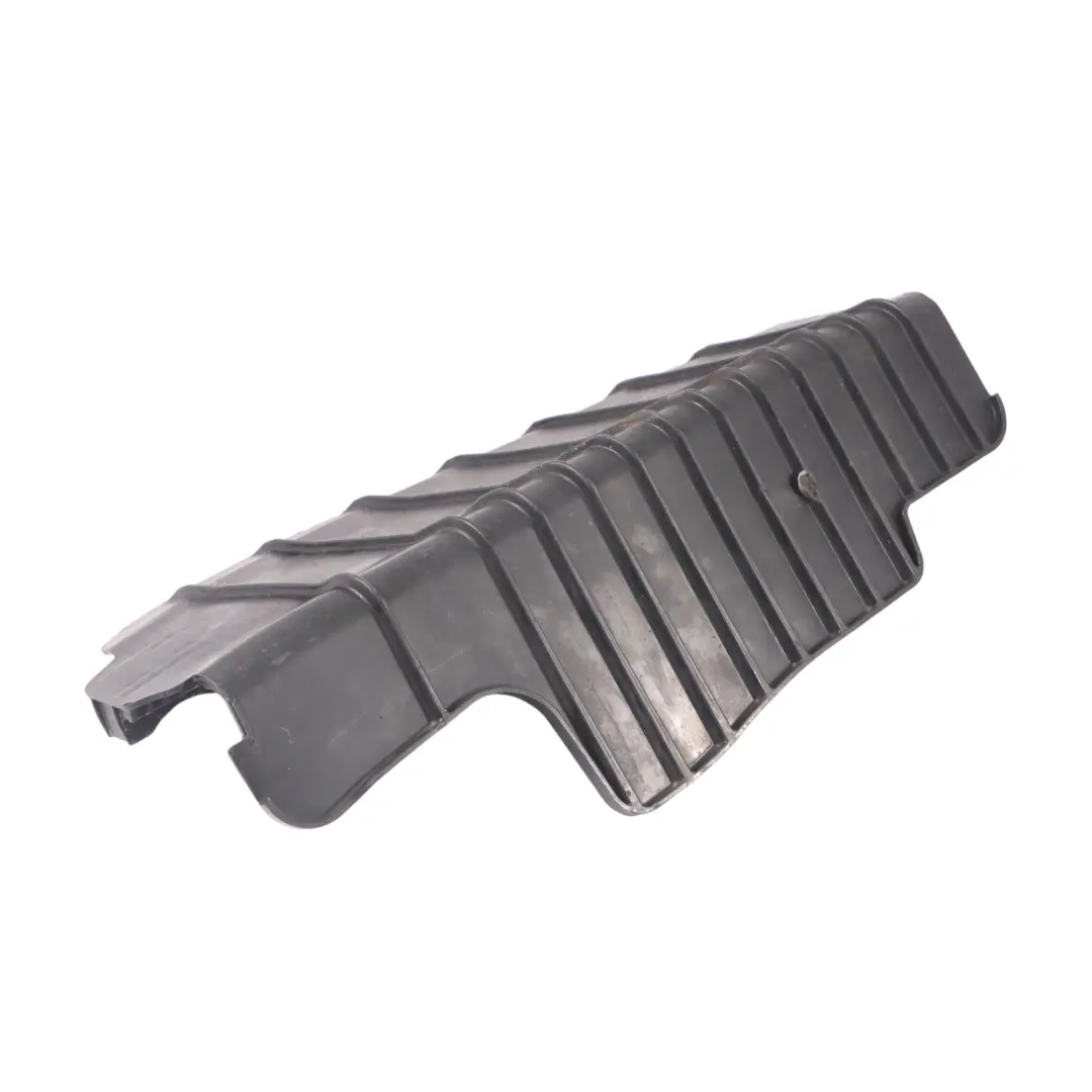 Audi A4 B9 Couvercle garniture inférieure bras commande arrière droit - SKU 8W0505416D - Numéro de pièce 8W0505416D
