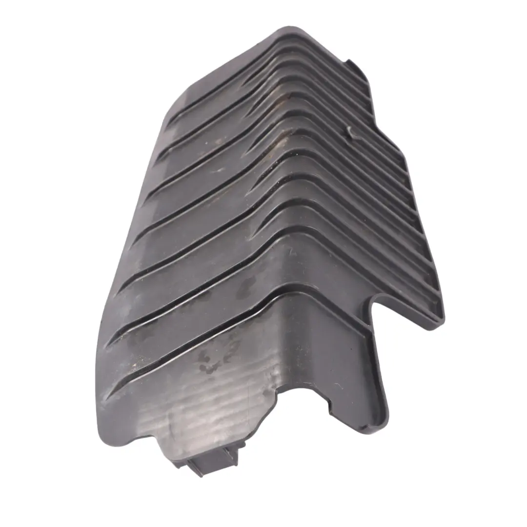Audi A4 B9 Couvercle garniture inférieure bras commande arrière droit - SKU 8W0505416D - Numéro de pièce 8W0505416D