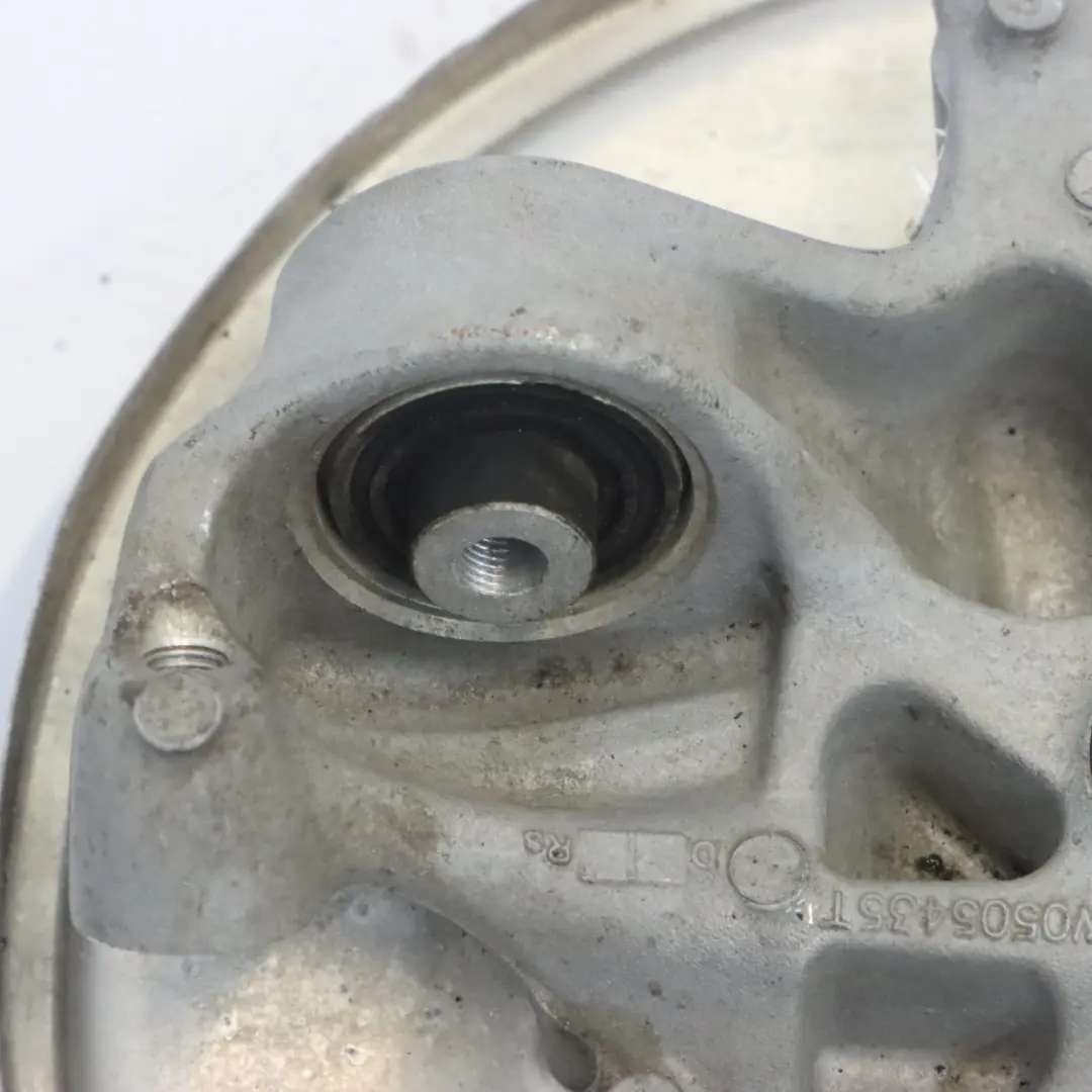 Soporte de rueda trasera izquierda Rueda de cubo de freno de disco para Audi A4 B9 con número de pieza 8W0505431S Audi A4 B9 Soporte de rueda trasera izquierda Rueda de cubo de freno de disco - SKU 8W0505431S-1 - Número de pieza 8W0505431S