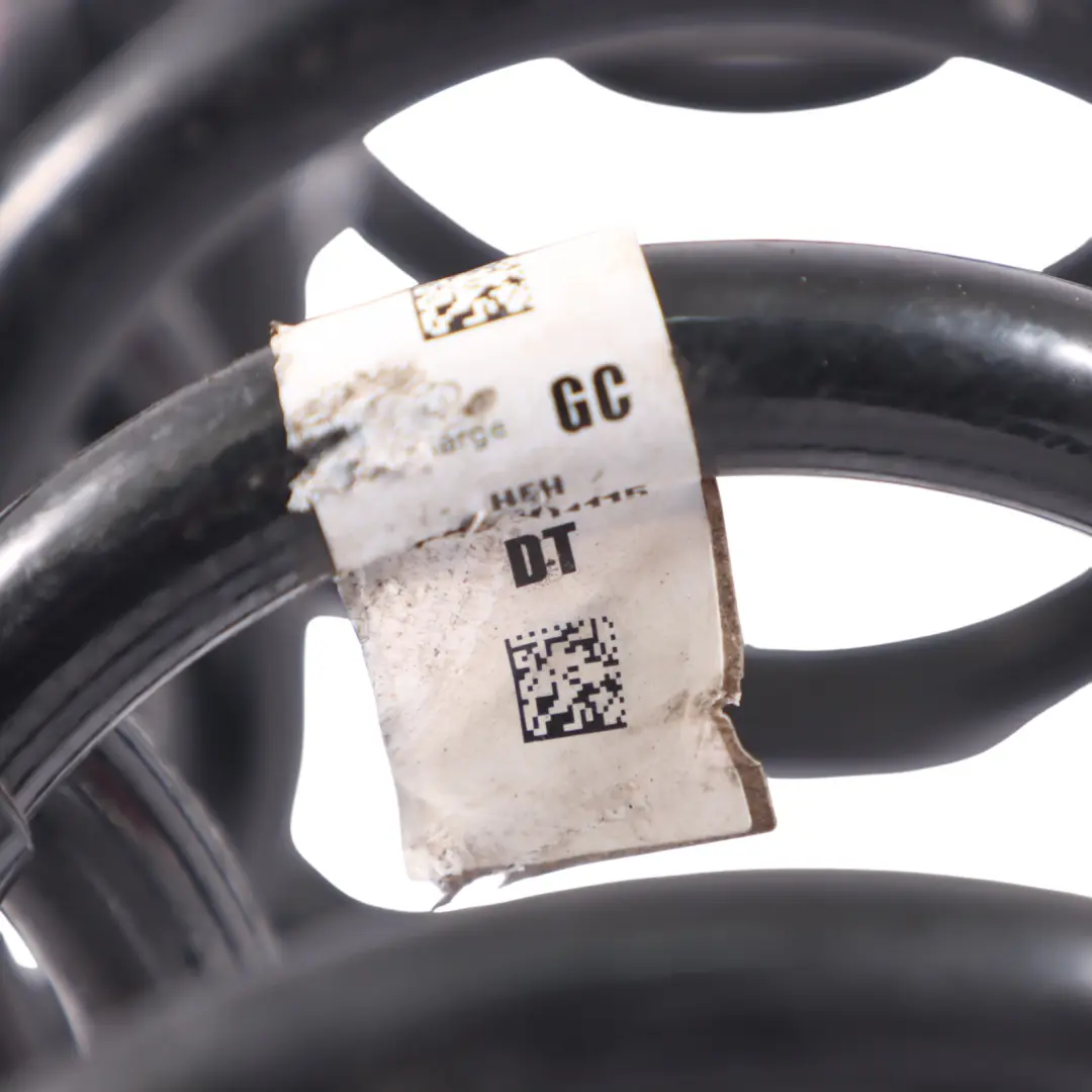 Sprężyna Zawieszenia Tył Lewo Prawo Zestaw do Audi A4 B9 o numerze 8W0511115DT Audi A4 B9 Sprężyna Zawieszenia Tył Lewo Prawo Zestaw - SKU 8W0511115DT - Numer Części 8W0511115DT