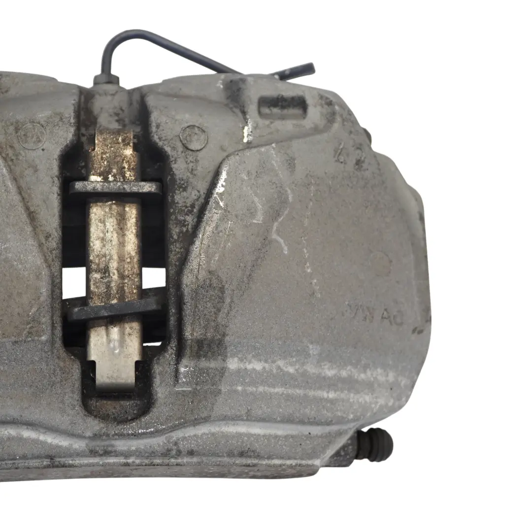 Alloggiamento pinza freno anteriore destro 338x30mm per Audi A5 F5 con numero di parte 8W0615108E Audi A5 F5 Alloggiamento pinza freno anteriore destro 338x30mm - SKU 8W0615108E - Numero di parte 8W0615108E