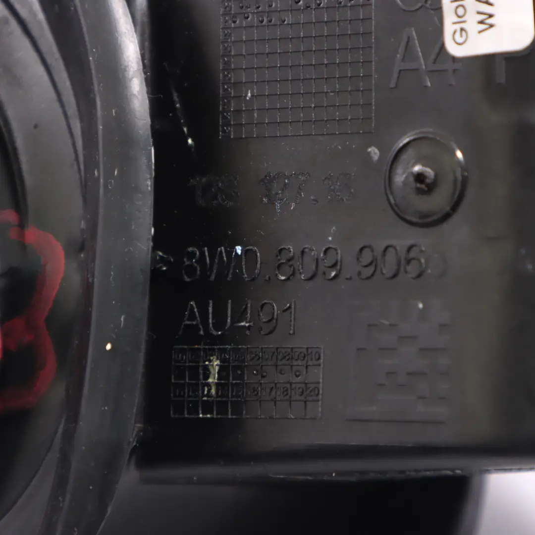 Audi A4 B9 Pokrywa Obudowy Klapki Wlewu Paliwa - SKU 8W0809906D - Numer Części 8W0809906D