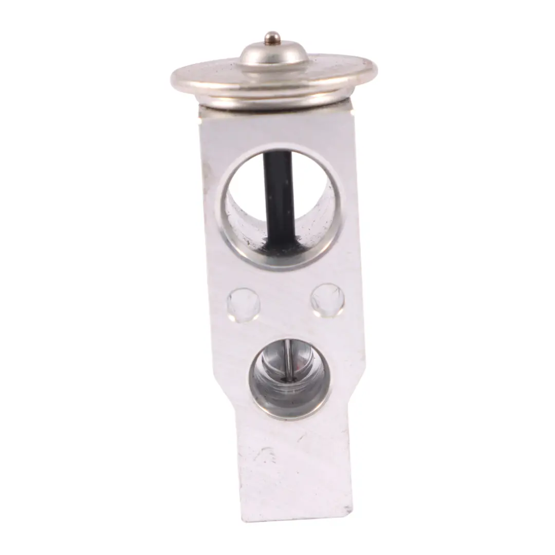 Audi A4 B9 A5 F5 Válvula de Expansión Aire Acondicionado A/C - SKU 8W0816679 - Número de pieza 8W0816679