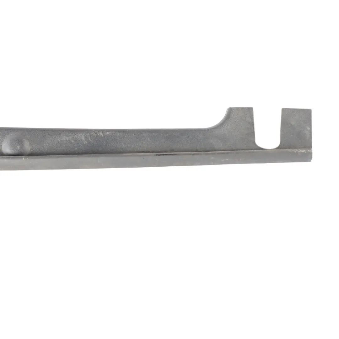 Parafango Anteriore Copertura Terminale Trim Destro per Audi S4 B9 con numero di parte 8W0820582C Audi S4 B9 Parafango Anteriore Copertura Terminale Trim Destro - SKU 8W0820582C - Numero di parte 8W0820582C