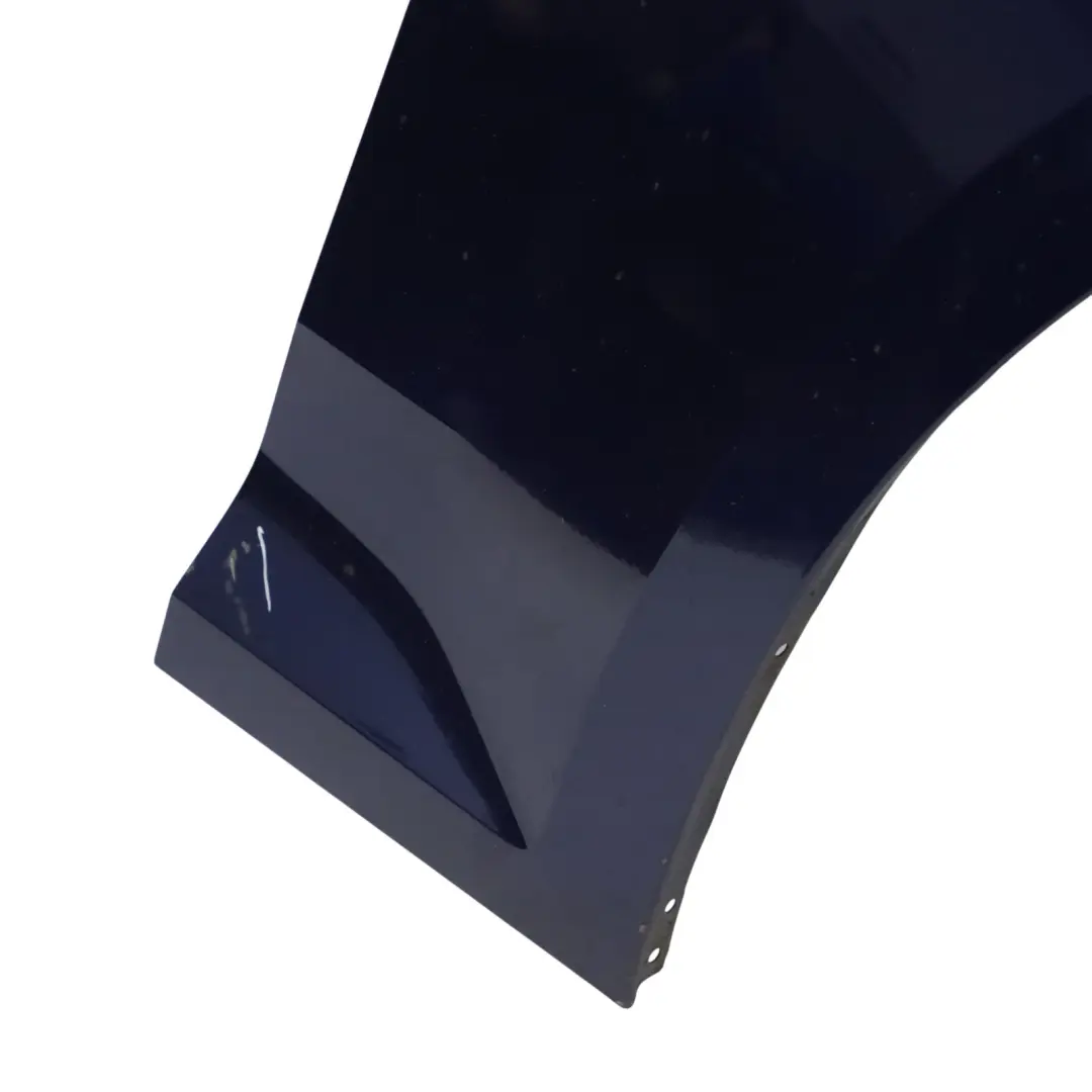 Błotnik Prawy Przedni Navara Blue Niebieski Metalik - H5X do Audi A4 B9 o numerze 8W0821106A Audi A4 B9 Błotnik Prawy Przedni Navara Blue Niebieski Metalik - H5X - SKU 8W0821106A-NAB - Numer Części 8W0821106A