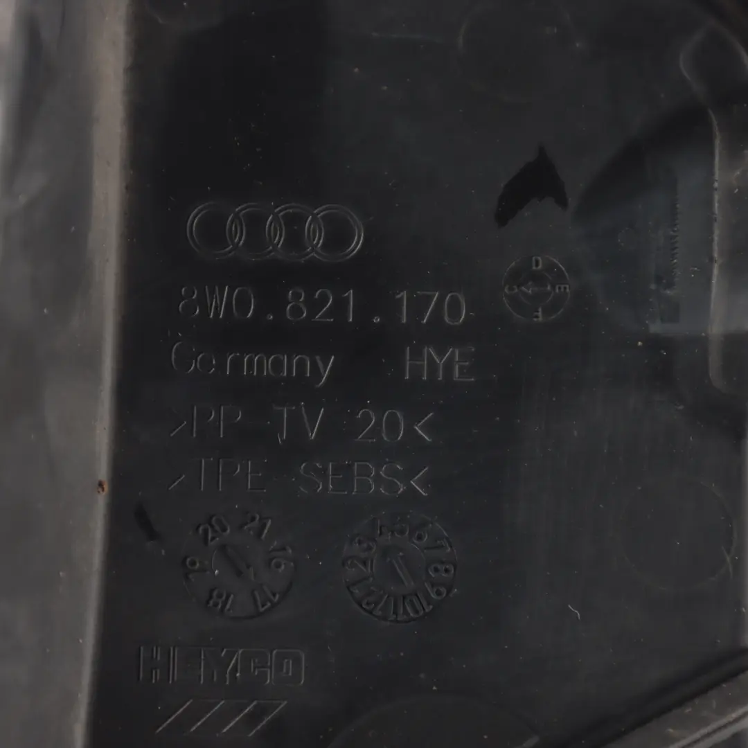 Audi A4 S4 B9 Nakładka Osłona Wewnętrzna Błotnika Prawy Przód - SKU 8W0821170C - Numer Części 8W0821170C