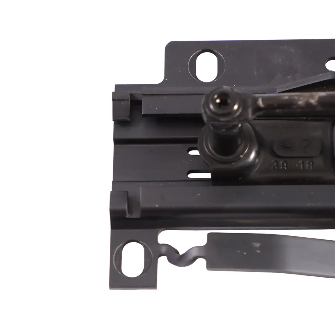 Audi A5 F5 Capot Moteur Loquet Verrouillage Couvercle Coffre Droit - SKU 8W0823186E - Numéro de pièce 8W0823186E