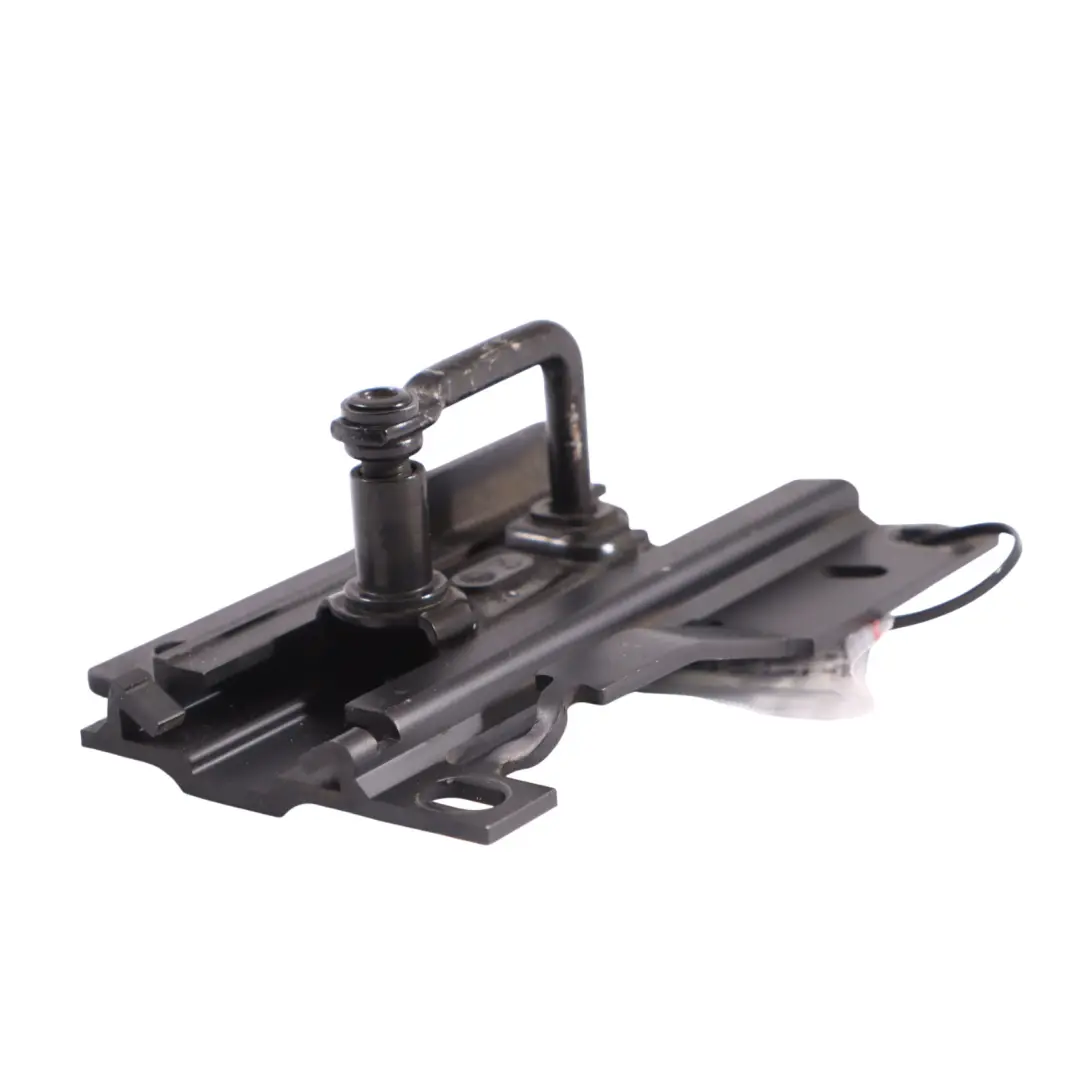 Audi A5 F5 Capot Moteur Loquet Verrouillage Couvercle Coffre Droit - SKU 8W0823186E - Numéro de pièce 8W0823186E