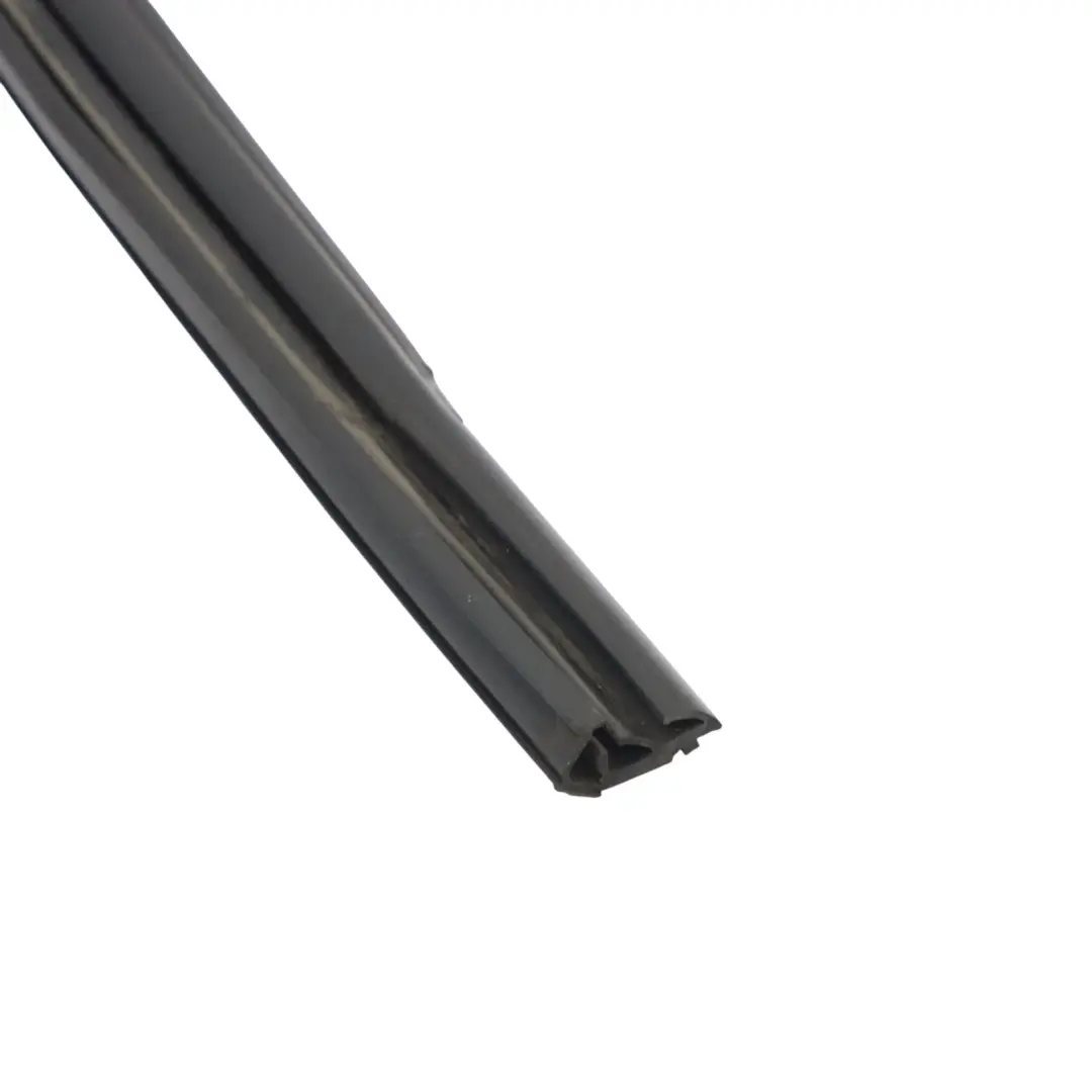 Audi A4 B9 Telaio Guida Finestra Anteriore Destra Copertura Gomma - SKU 8W0837432D - Numero di parte 8W0837432D