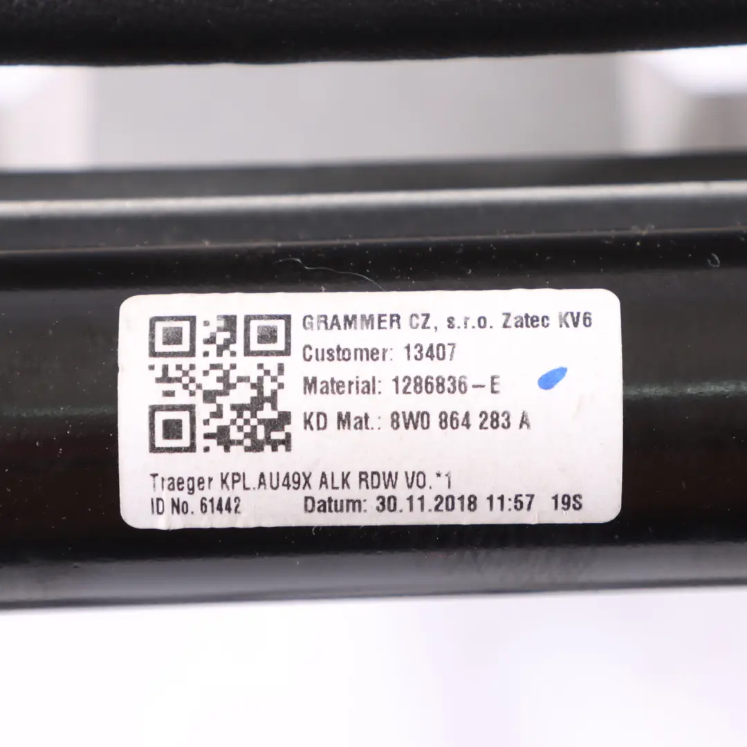 Środkowy Podłokietnik Skórzany Czarny do Audi A5 F5 o numerze 8W0864283A Audi A5 F5 Środkowy Podłokietnik Skórzany Czarny - SKU 8W0864283A - Numer Części 8W0864283A