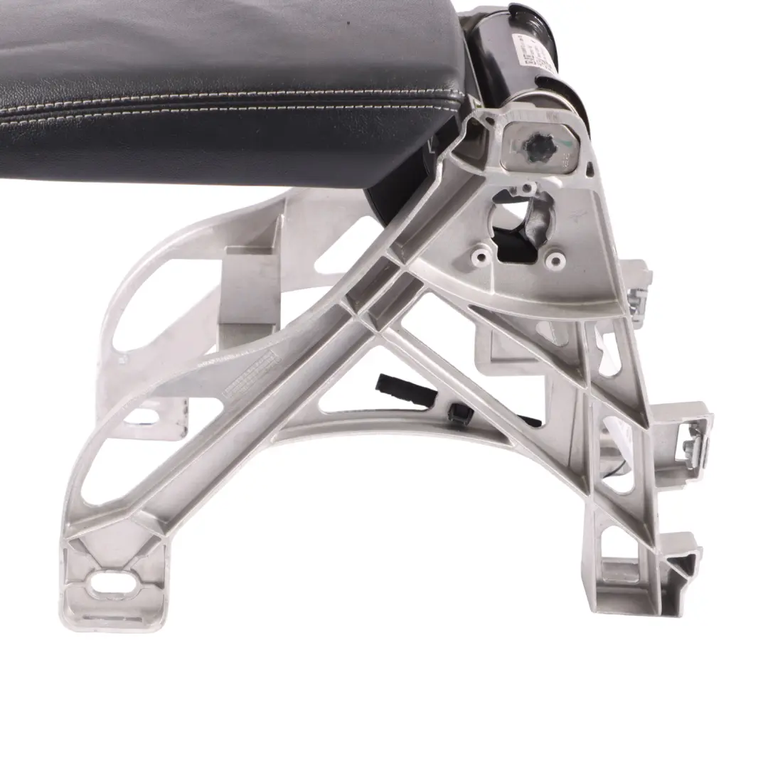 Reposabrazos delantero consola central funda cuero negra para Audi A5 F5 con número de pieza 8W0864283A Audi A5 F5 Reposabrazos delantero consola central funda cuero negra - SKU 8W0864283A - Número de pieza 8W0864283A