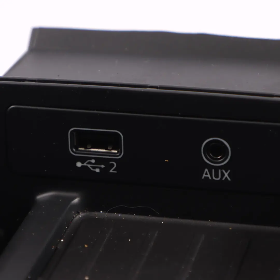 Audi A5 F5 Console Centrale Cendrier Compartiment De Rangement Noir - SKU 8W0864981D - Numéro de pièce 8W0864981D