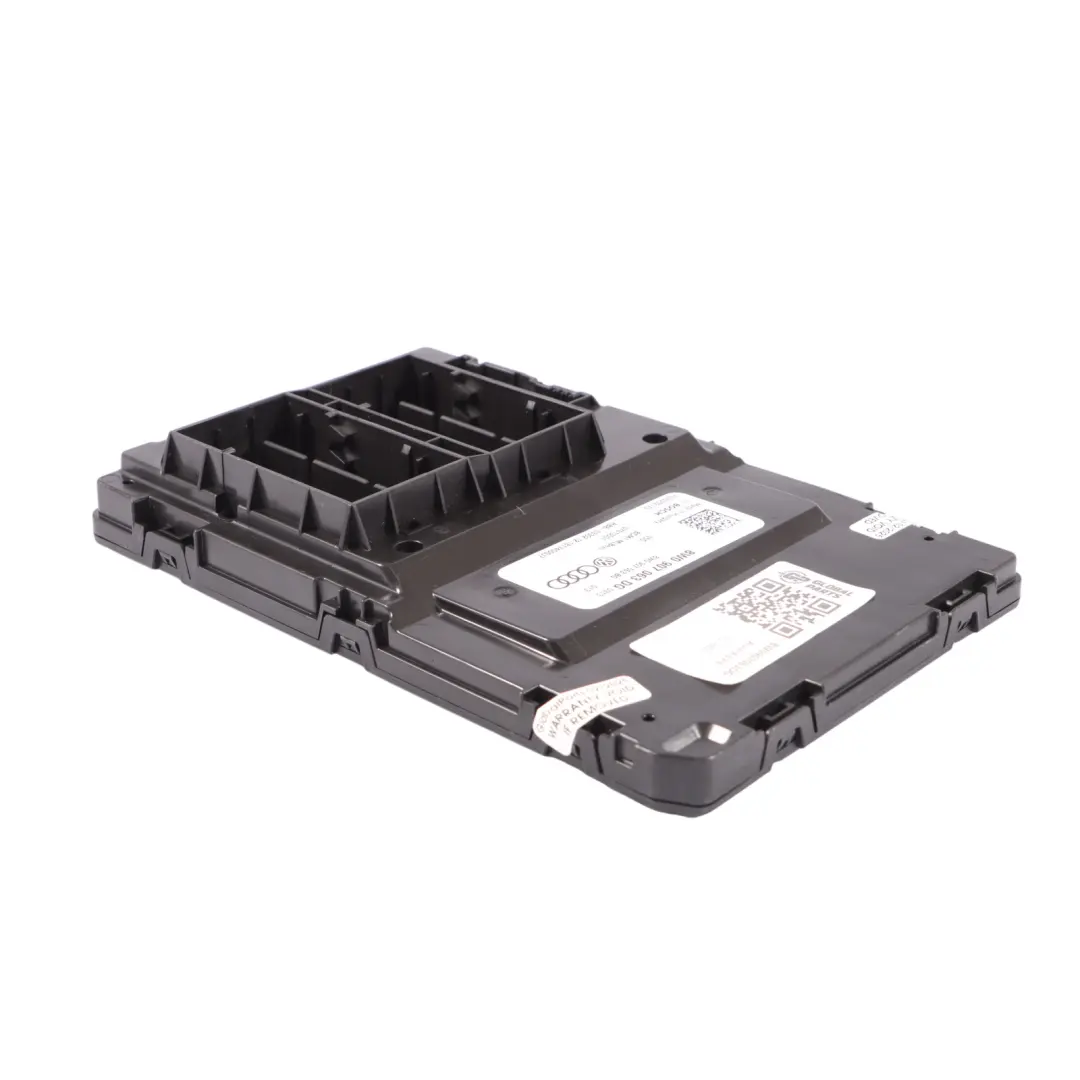 DKNA Moduł Sterownik Komfortu do Audi A5 F5 45 TFSI o numerze 8W0907063DG Audi A5 F5 45 TFSI DKNA Moduł Sterownik Komfortu - SKU 8W0907063DG - Numer Części 8W0907063DG