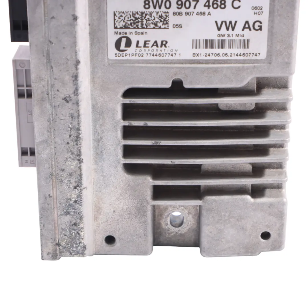 Body Gateway Módulo ECU Unidad De Control para Audi A4 B9 con número de pieza 8W0907468C Audi A4 B9 Body Gateway Módulo ECU Unidad De Control - SKU 8W0907468C - Número de pieza 8W0907468C